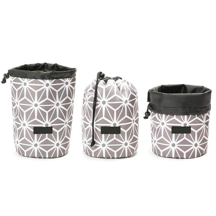 Portable Private Label Logo Polyester Rond Cosmétique Sac Maquillage Cordon Sacs Organisateur De Toilette Kit De Maquillage Pour Voyager