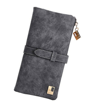 Portefeuille femme personnalisé en Gris avec Multi poches
